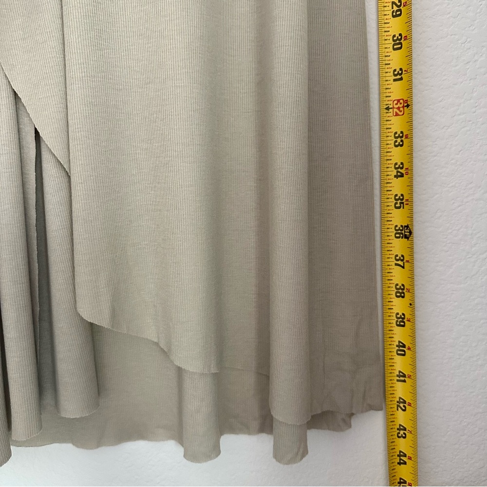 BCBGMAXAZRIA Logan Ribbed Stretch Maxi Skirt Side Curve Tall Girlies 42 Beige SM - Picture 5 of 17
